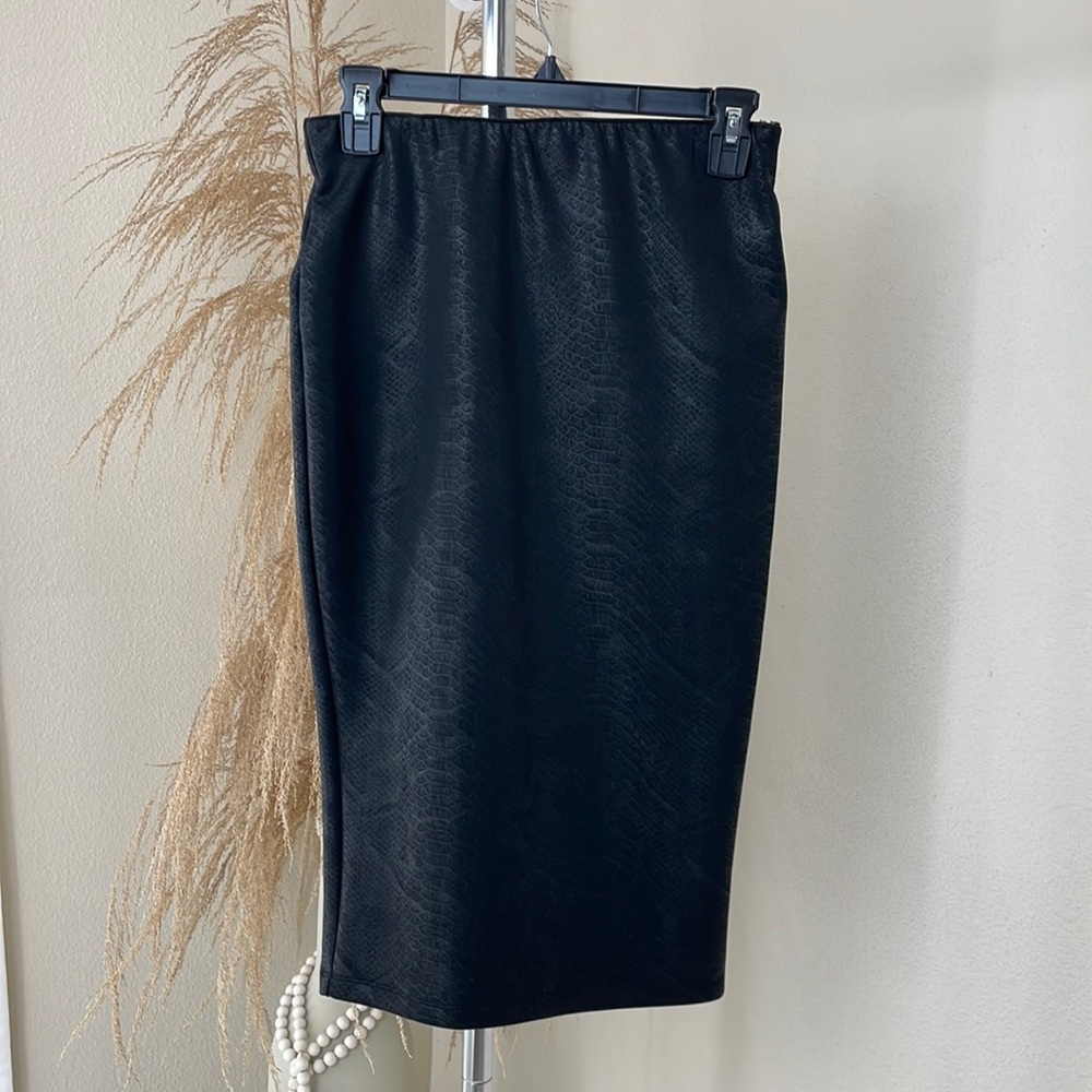 Snake print black midi pencil skirt